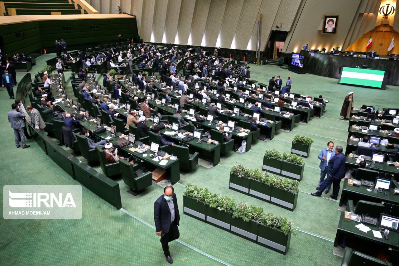 بیانیه کسب‌وکارهای آنلاین ایرانی: طرح صیانت مجلس به نفع شرکت‌ها نیست